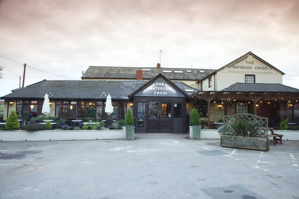 Waterloo Cross, Devon By Marston'S Inns Uffculme Exteriör bild